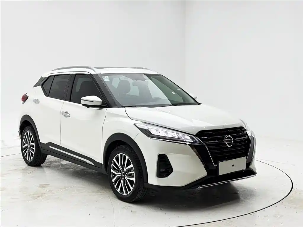 Kicks 1.5 L CVT XV Luxury