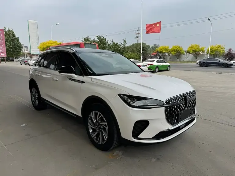 Lincoln Corsair 2.0 T 2 WD Premium