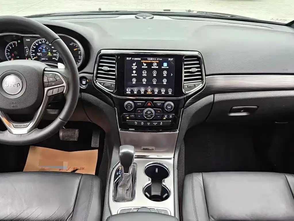 Grand Cherokee (Import) 3.0 L Elite Navigation