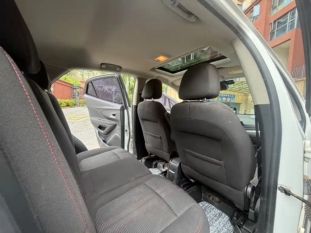 Encore 1.4 T Auto 2 WD Urban Elite
