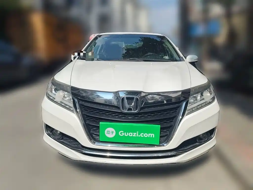 Crider 1.8 L CVT Luxury