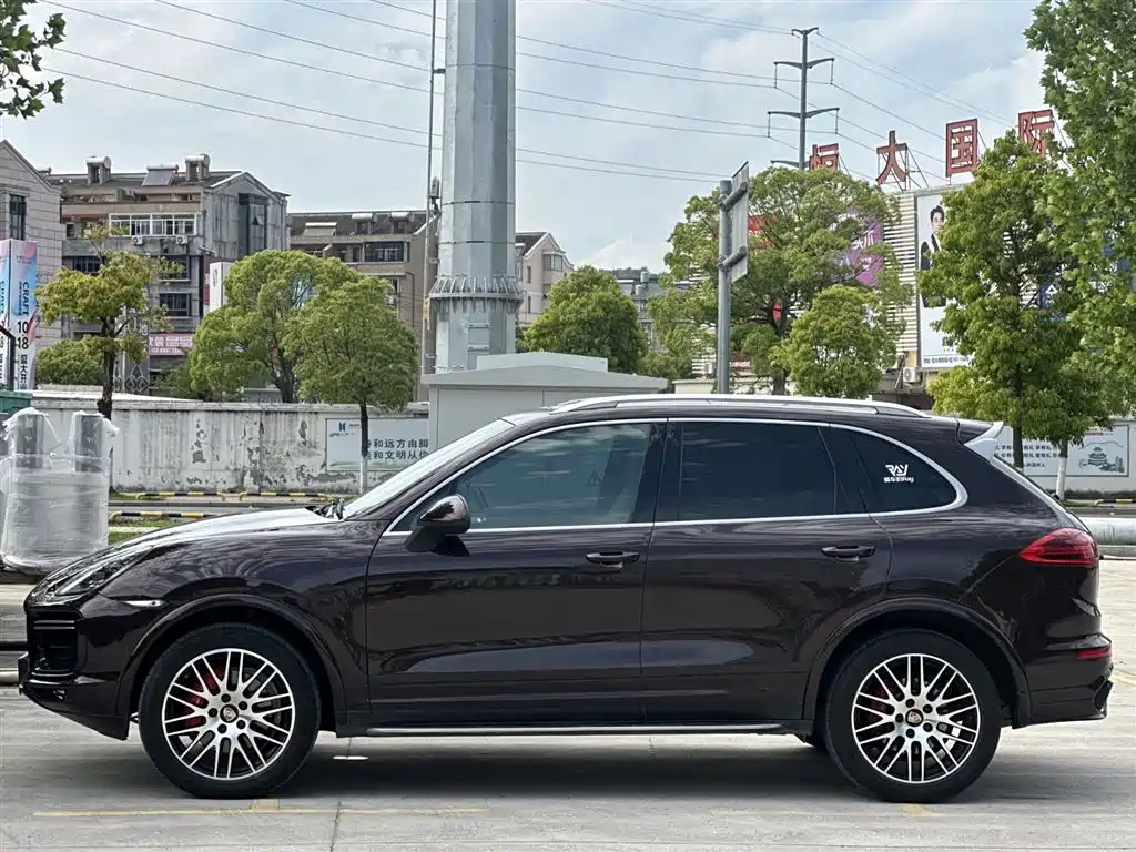 Cayenne Cayenne Platinum Edition 3.0 T