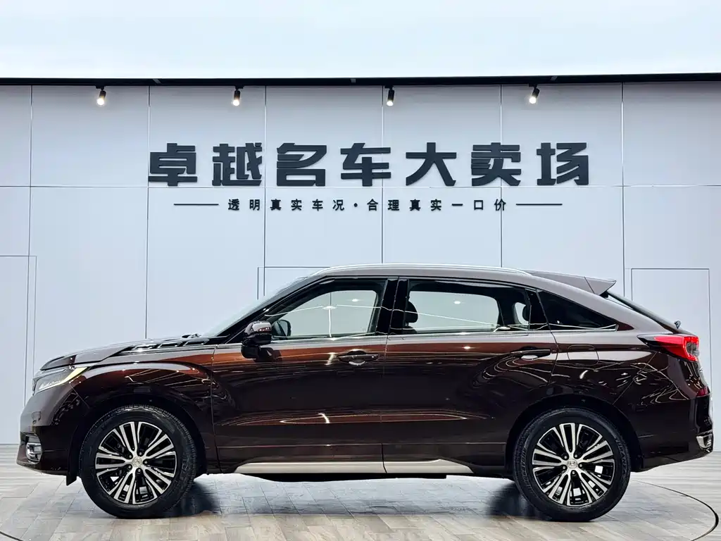 Avancier 370 TURBO 4 WD Premium