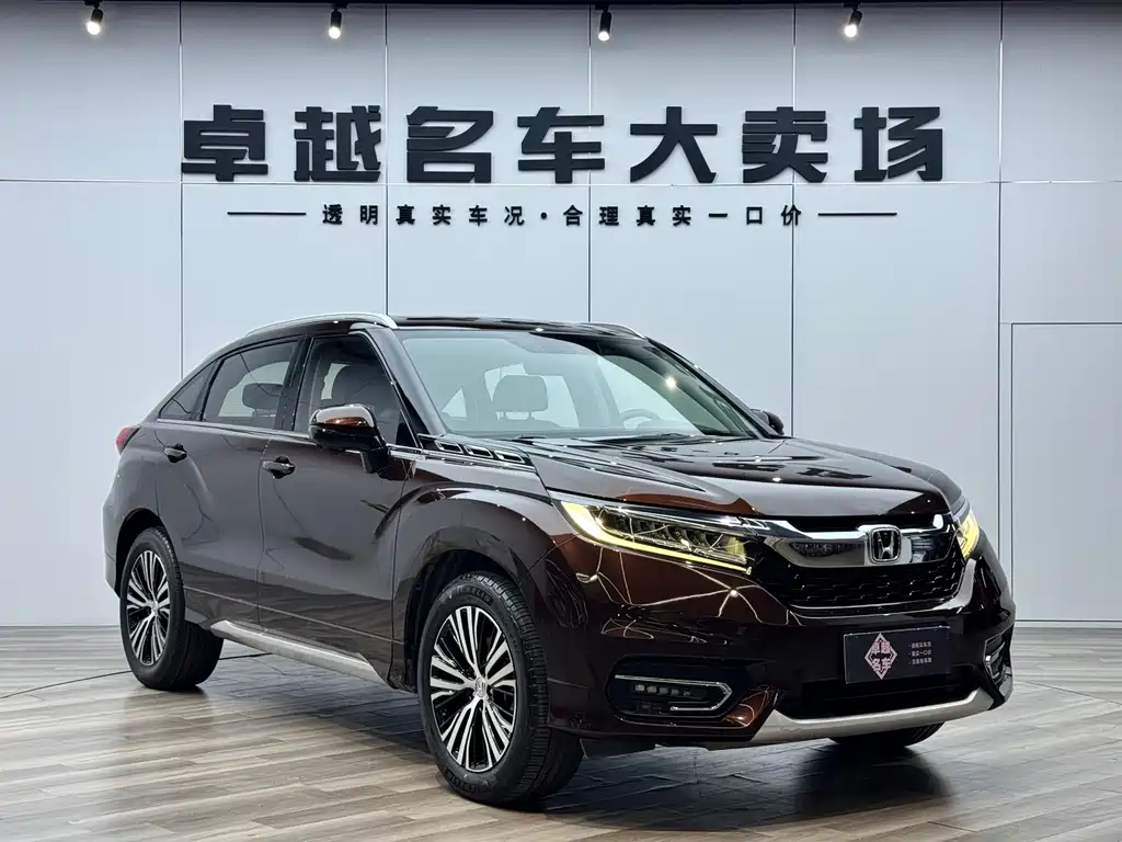 Avancier 370 TURBO 4 WD Premium