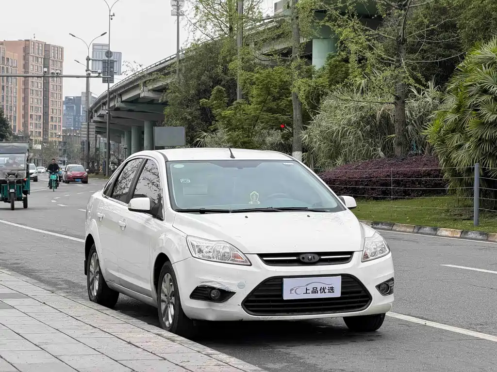 Focus Sedan Classic 1.8 L Auto Basic