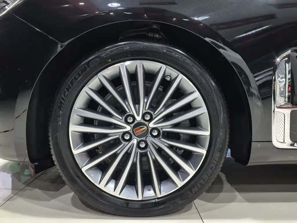 Hongqi H9 2.0 T Connected Flagship Enjoyment
