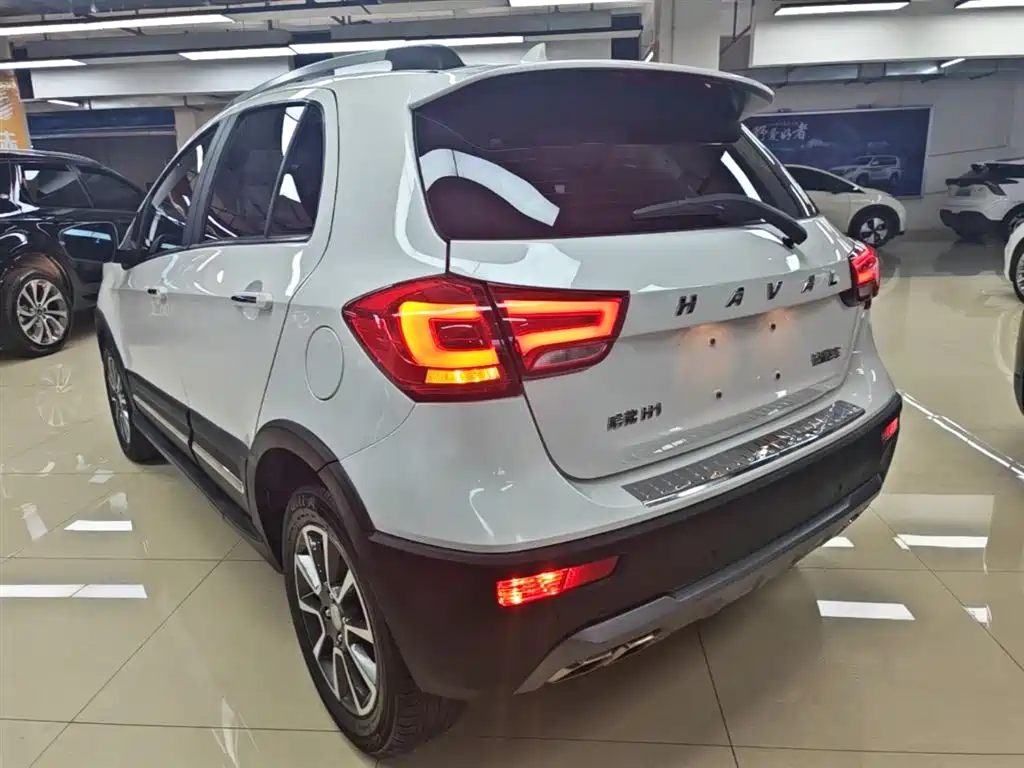 Haval H1 哈弗H1 2017款 蓝标 1.5 L AMT标准型
