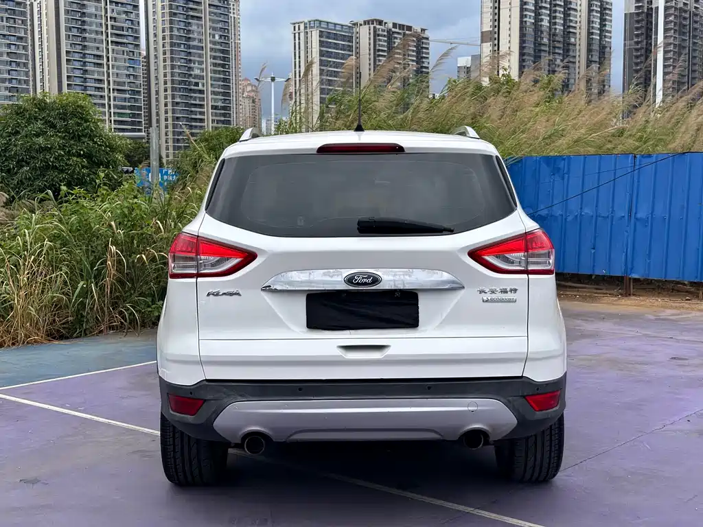 Kuga 1.5 L GTDi 2 WD Style