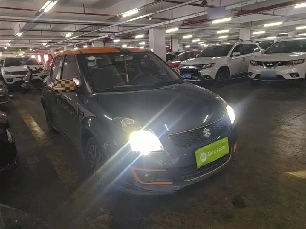 Swift 1.5 L Auto Fashion Cool Play