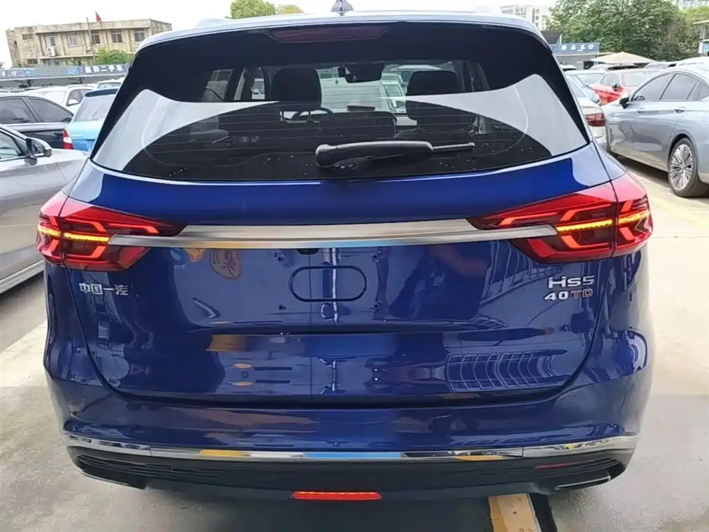 Hongqi HS5 Facelift 2.0 T Connected Flagship Enjoyment