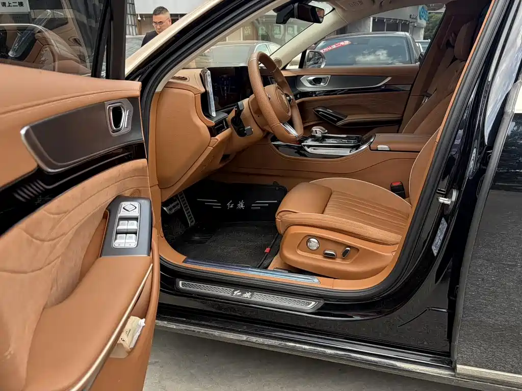 Hongqi H9 2.0 T Flagship Enjoyment Private Style