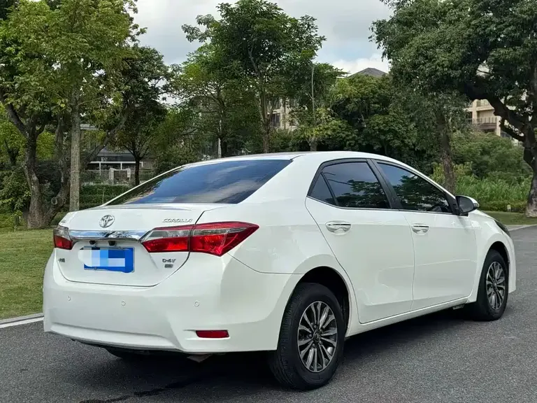 Toyota Corolla Facelift 1.2 T S-CVT GL