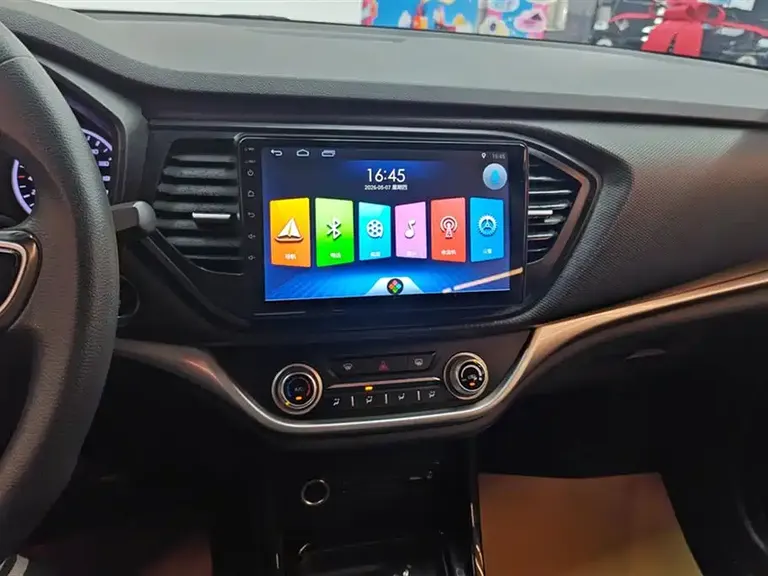 Landwind X2 陆风X2 2017款 1.6 L 手动劲锐版