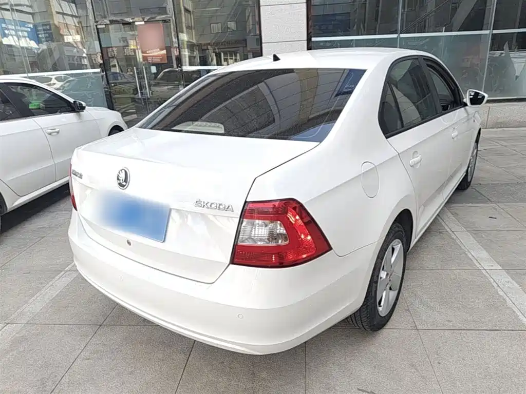 Rapid 1.6 L Auto Smart Select