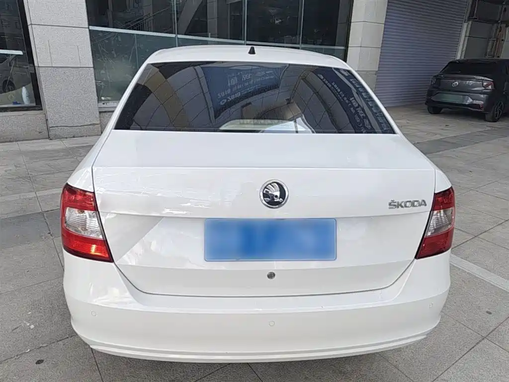 Rapid 1.6 L Auto Smart Select