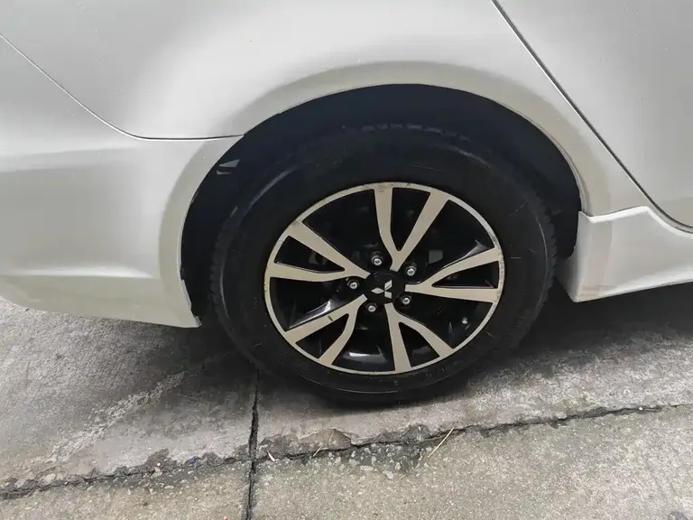 Mitsubishi Lancer EX 翼神 2015款 1.8 L CVT时尚版 国V