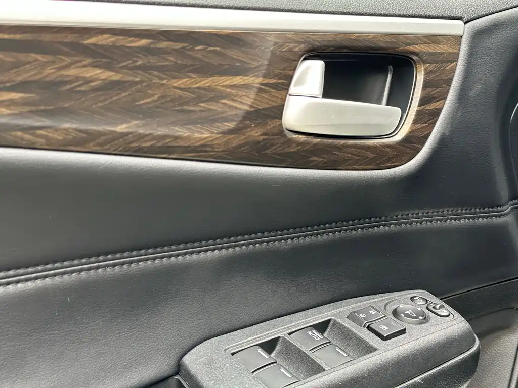 Jade 1.8 L Auto Comfort