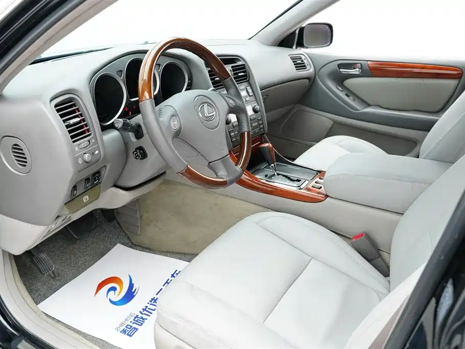 Lexus GS 300