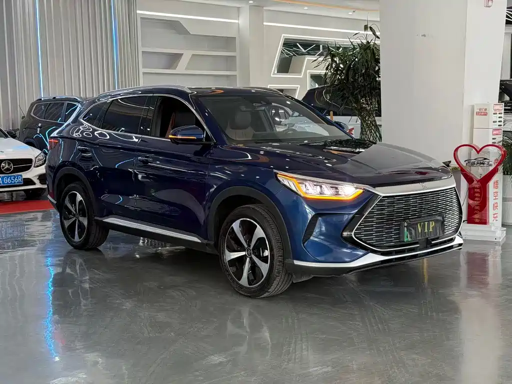 Song PLUS NEV DM-i 100 KM 4 WD Flagship PLUS