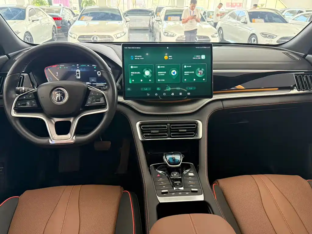 Song PLUS NEV DM-i 100 KM 4 WD Flagship PLUS