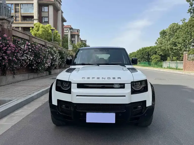 Land Rover Defender 110 3.0 T P400 X-DYNAMIC HSE