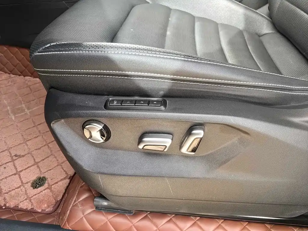 Talagon 380 TSI 4 WD Luxury Premium Realm Pro