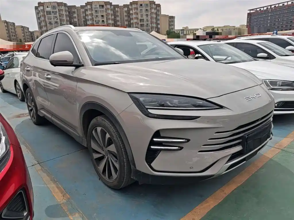 Song PLUS NEV Glory DM-i 110 km Flagship