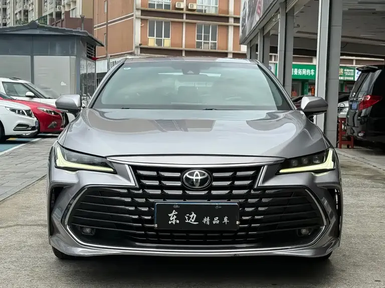 Toyota Avalon 2.0 L Luxury