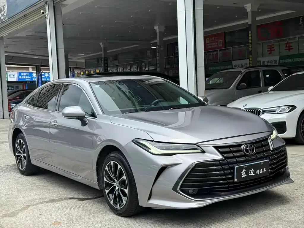 Avalon 2.0 L Luxury