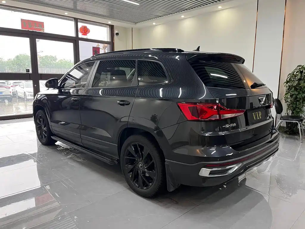 Jetta VS7 Black Sharp 1.4 T Auto Glory Pro