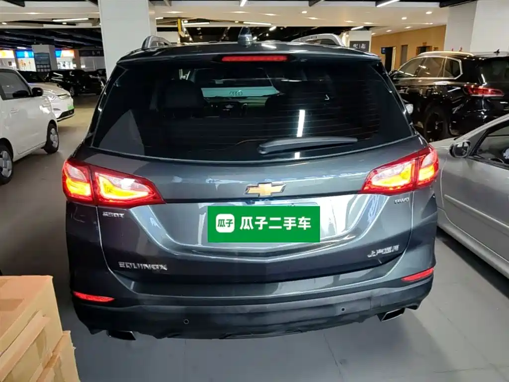 Equinox 探界者 2018款 550 T 自动四驱捍界版