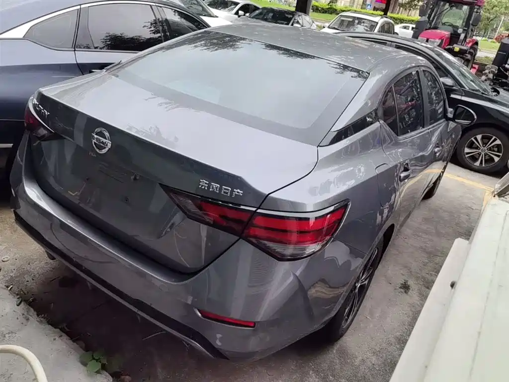 Sylphy 1.6 L XL CVT Joy
