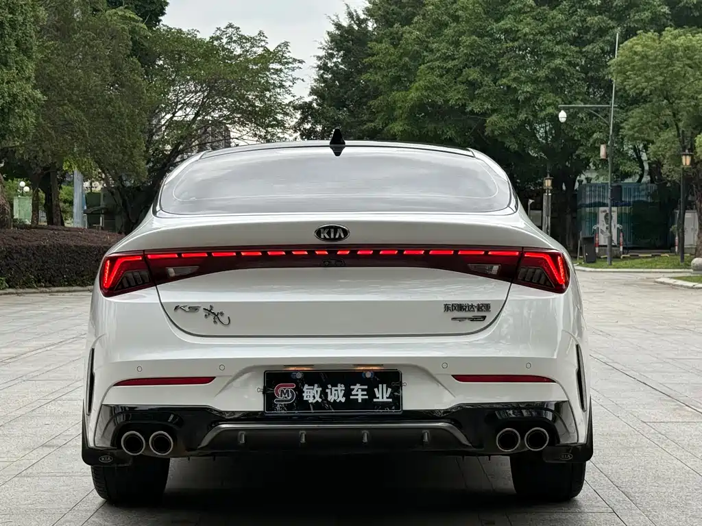 Kia K5 380 T GT-Line Flagship
