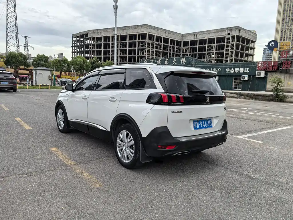 Peugeot 5008 380 THP 7-seat Elite