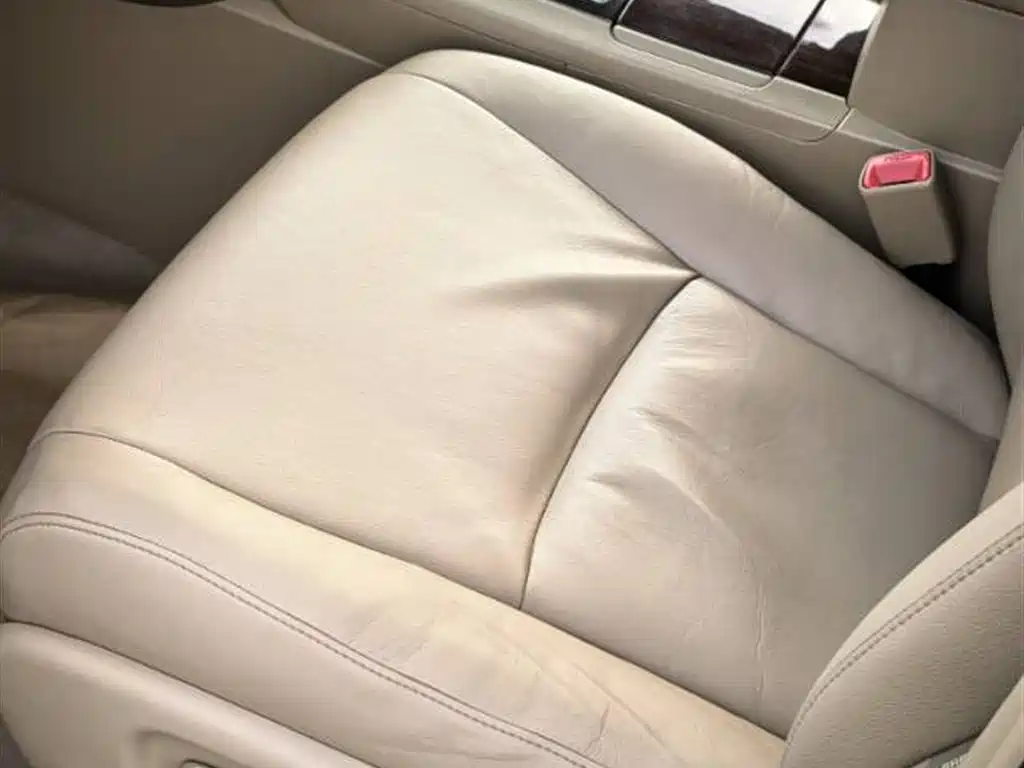 Highlander 2.7 L 2 WD 7-seat Luxury