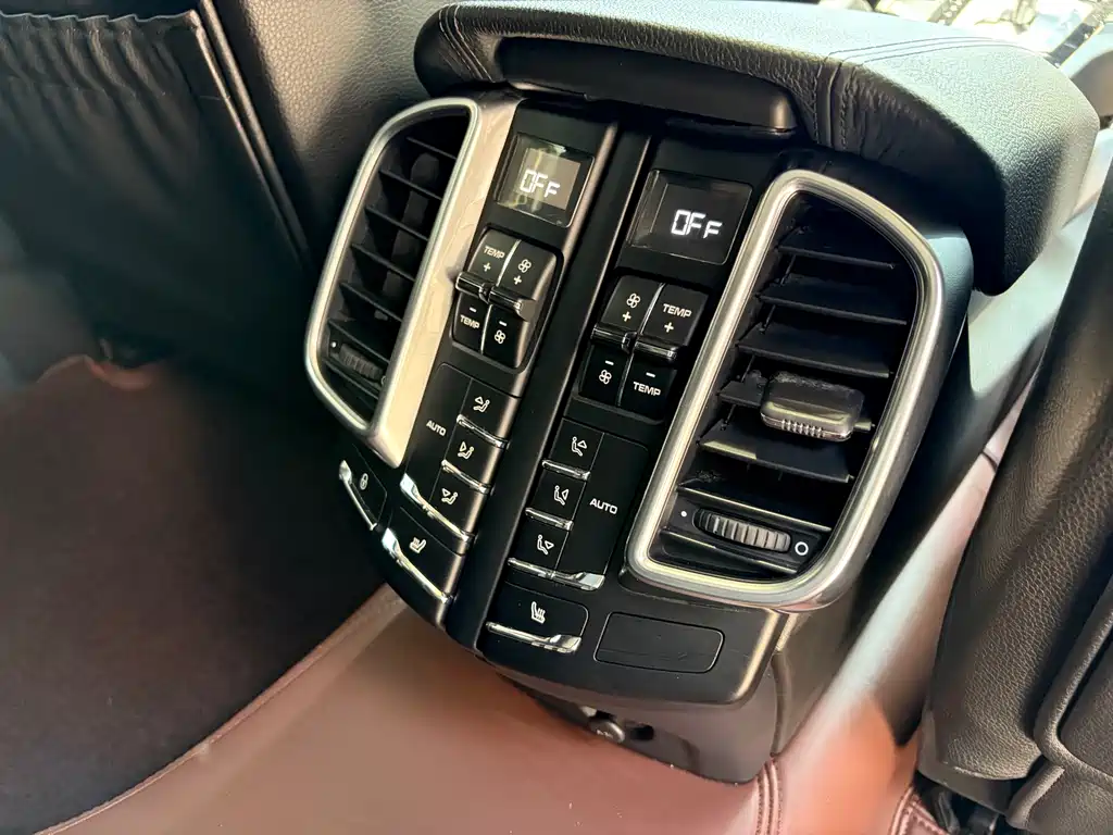 Cayenne Cayenne Platinum Edition 3.0 T
