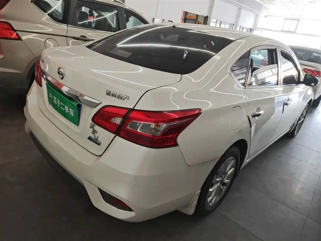 Sylphy 1.6 XV CVT Smart Enjoyment