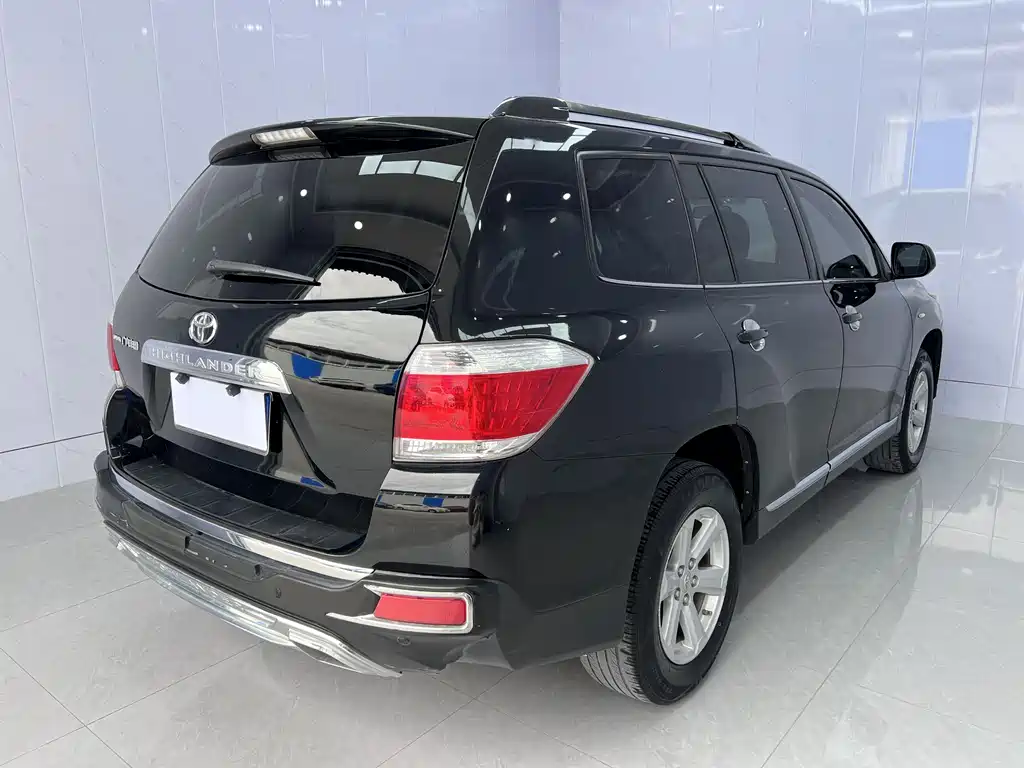Highlander 2.7 L 2 WD 5-seat Elite