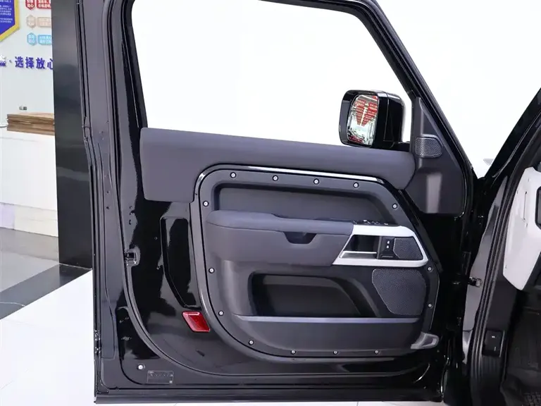 Land Rover Defender 90 3.0 T P400 XS
