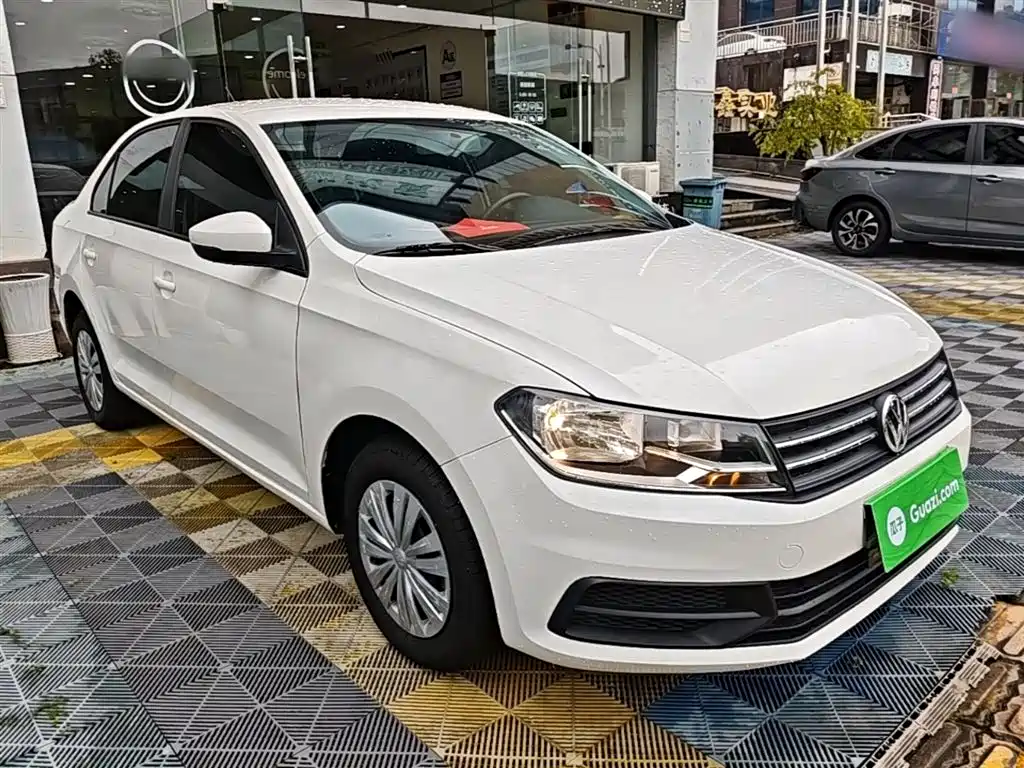 Santana 1.5 L Auto Style