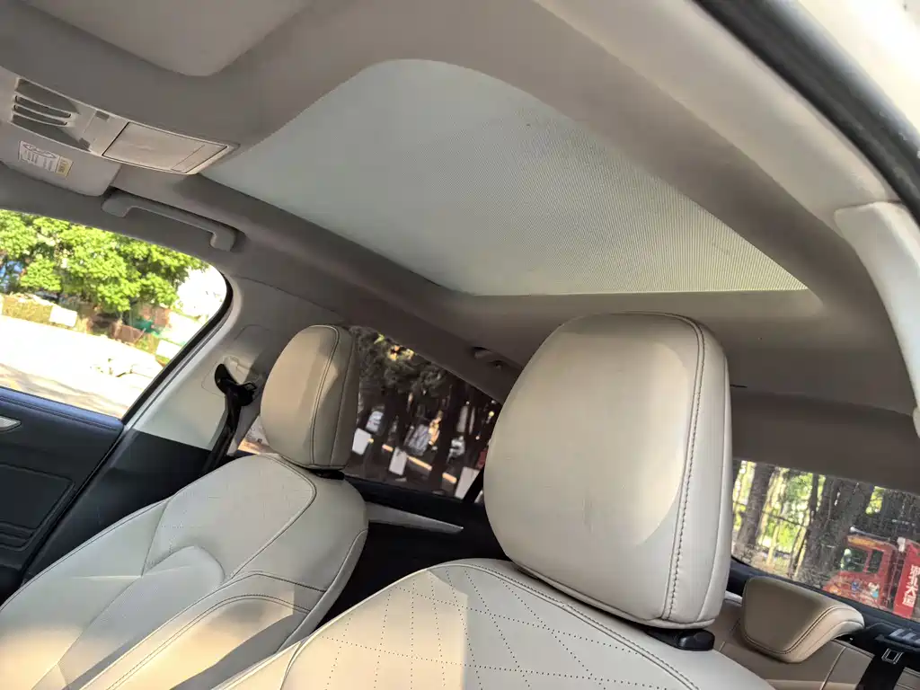 Focus Sedan EcoBoost 180 Auto ST Line
