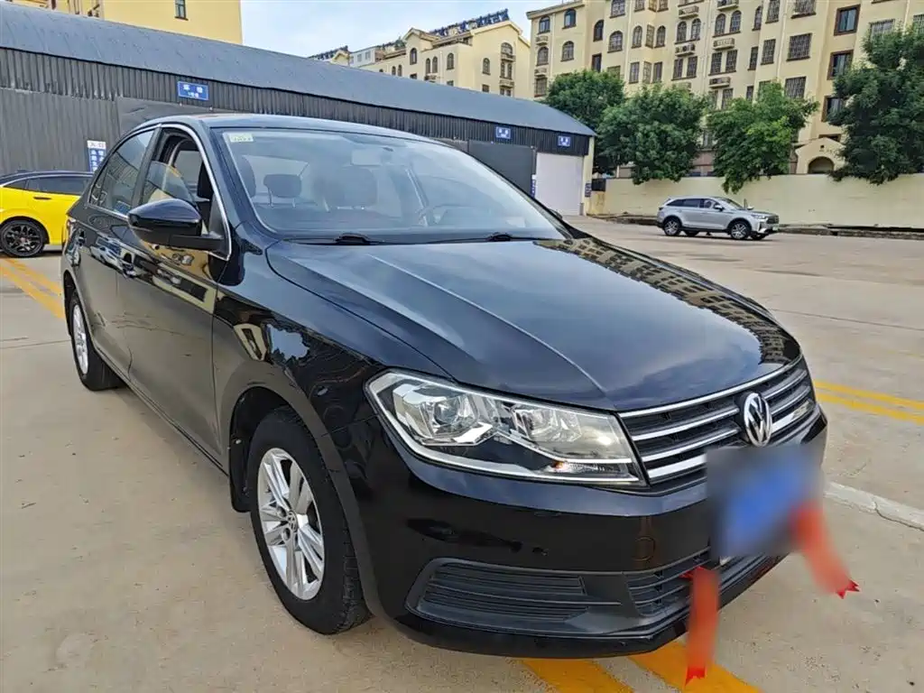 Santana 1.6 L Manual Style