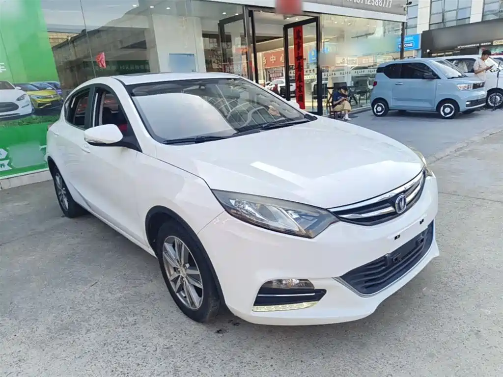 Eado XT 1.6 L Manual Handsome Cool