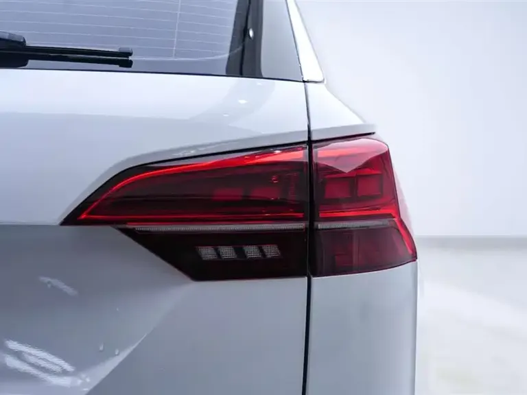 Volkswagen Tayron 280 TSI 2 WD Luxury Connected