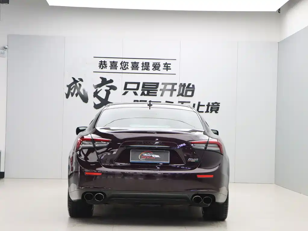 Ghibli 3.0 T Standard