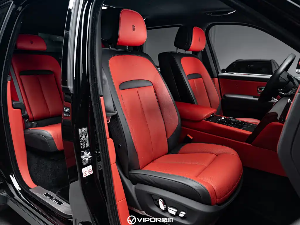 Cullinan Black Badge