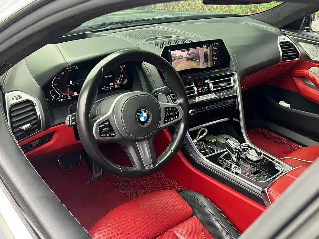 BMW 8 Series 840 i xDrive 4-door Coupe M Sport Package