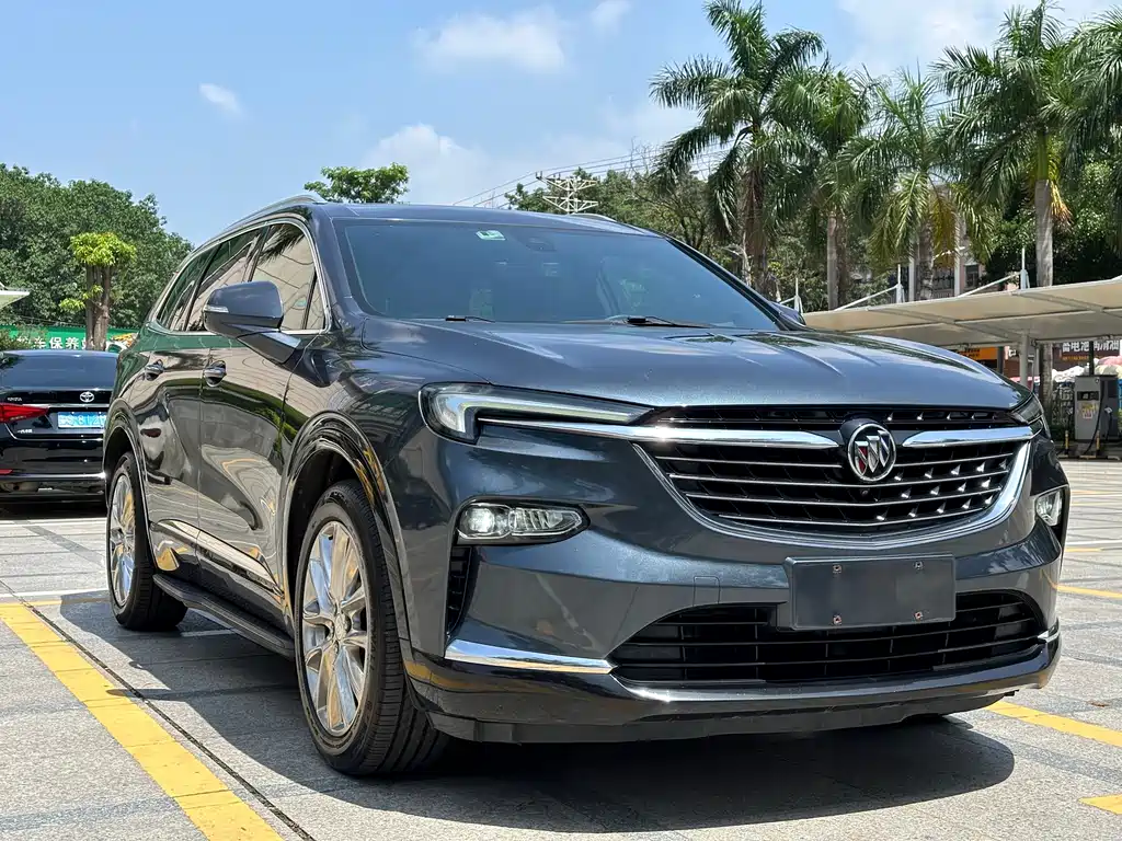 Enclave 28 T 4 WD Flagship