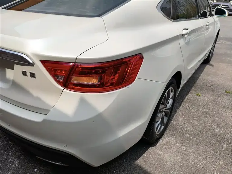 Geely Borui 2.4 L Comfort