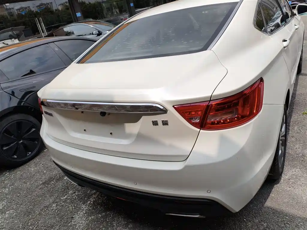 Borui 2.4 L Comfort
